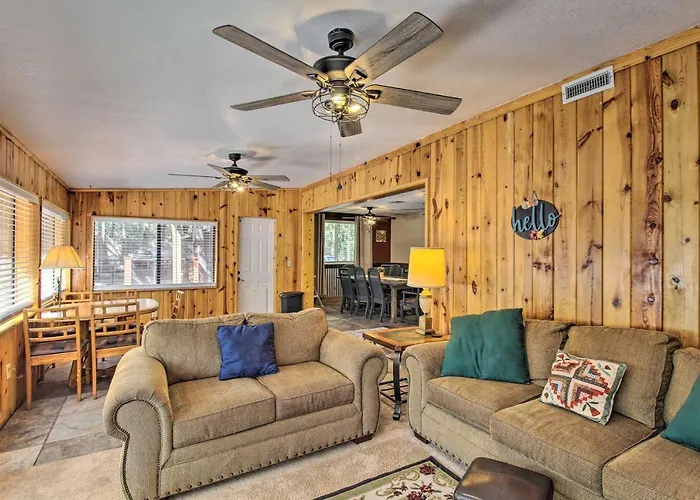 Hike & Unwind: Lakeside W/ Fire Pit! Casa vacanze Pinetop-Lakeside