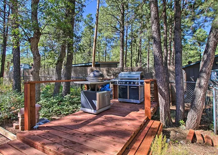 Hike & Unwind: Lakeside W/ Fire Pit! Casa vacanze *