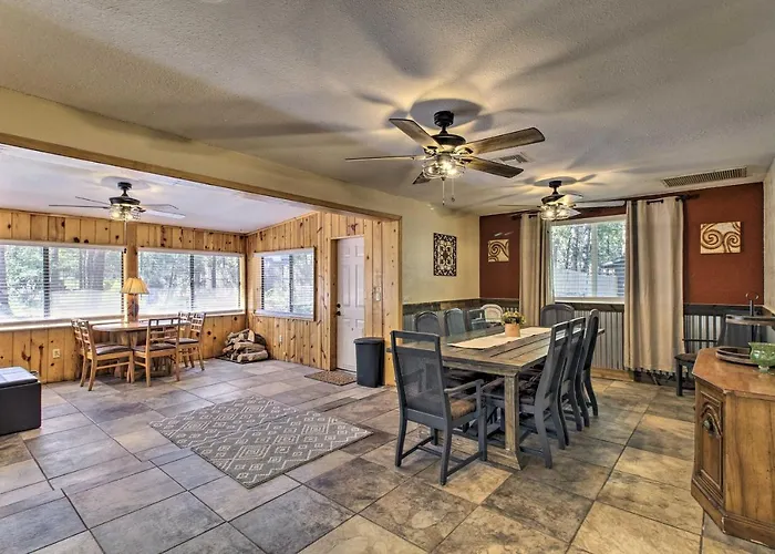 Hike & Unwind: Lakeside W/ Fire Pit! Pinetop-Lakeside