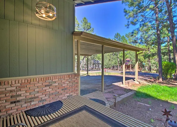 Hike & Unwind: Lakeside W/ Fire Pit! *